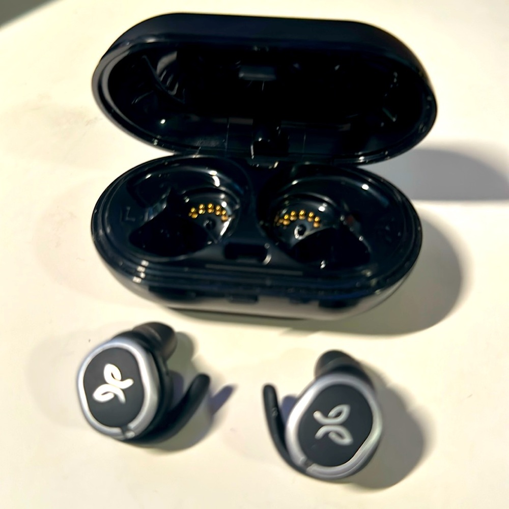 Jaybird Black RunXT True in Ear Wireless Earbuds